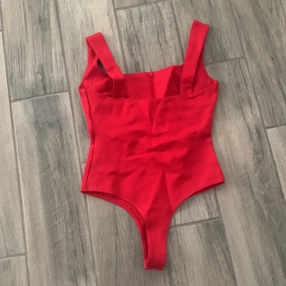 ASTR red bodysuit - Picture 4 of 6
